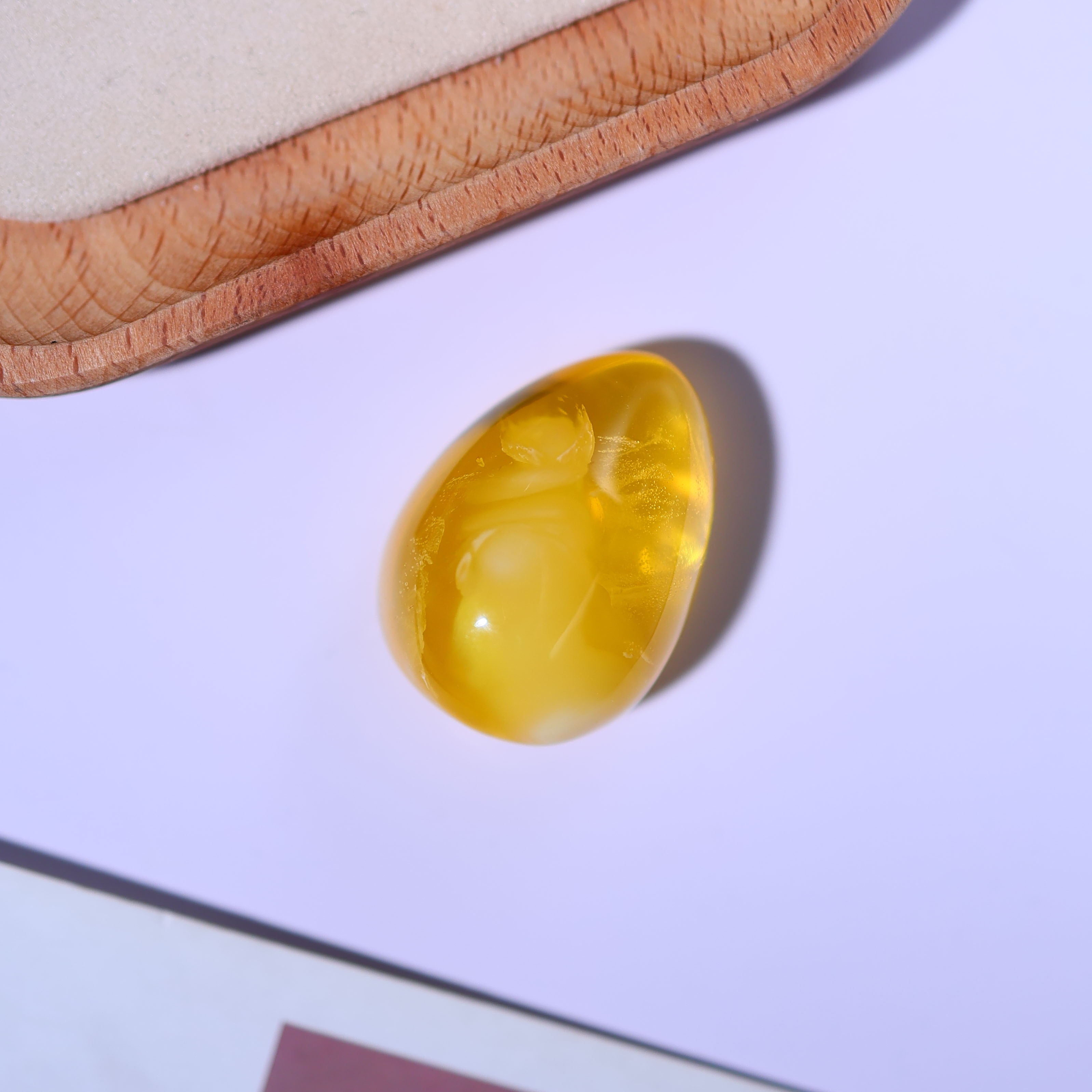 【颜如蜜珠宝】金白溶洞水滴型时尚新颖百搭款蜜蜡吊坠BX131