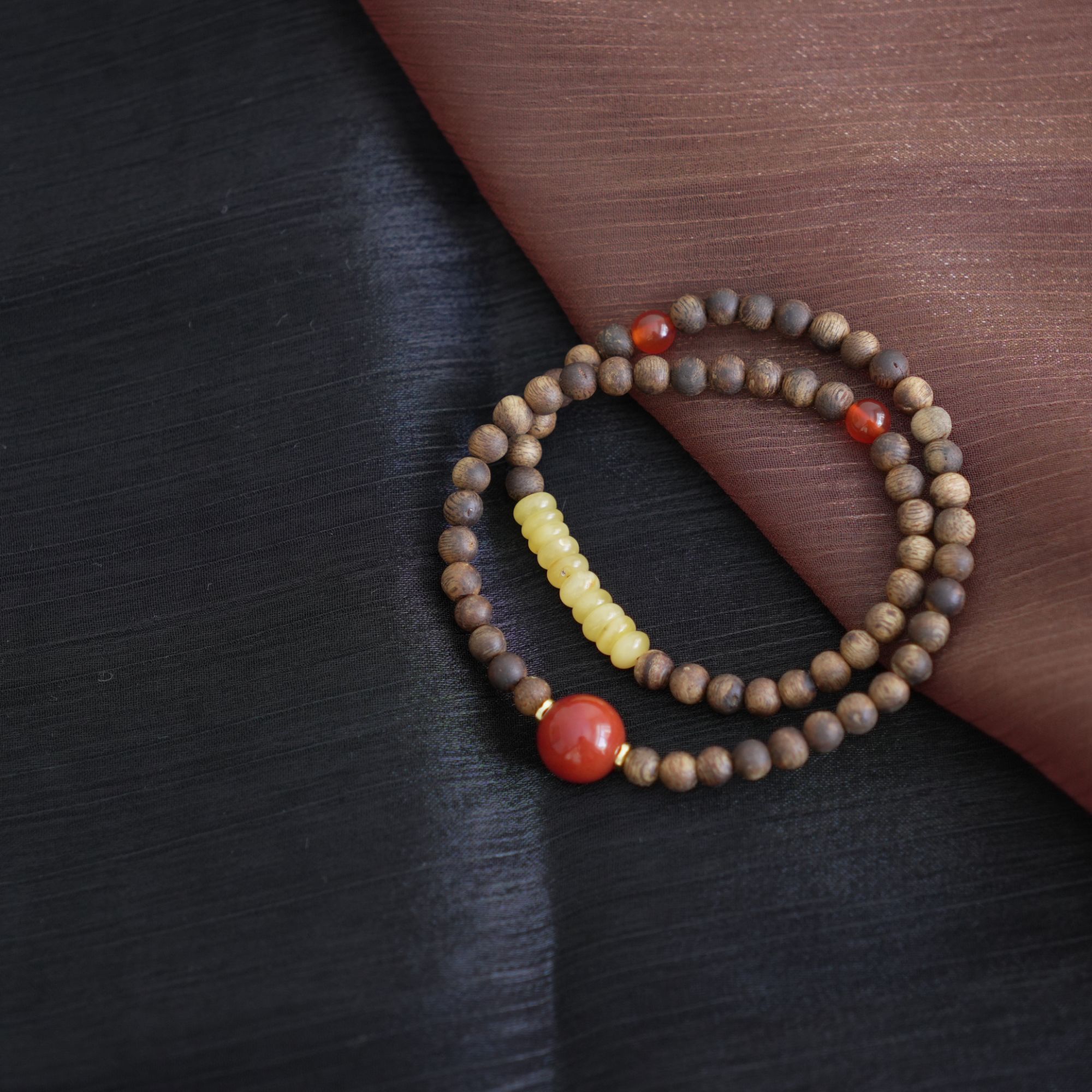 沉香南红蜜蜡设计款双圈叠带5mm海南沉香手串多样性发一