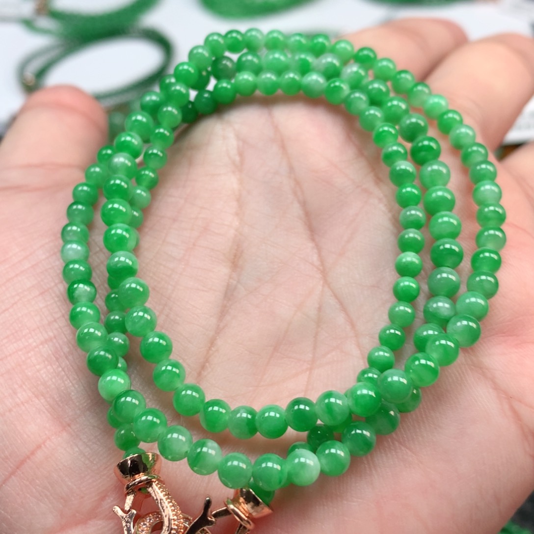 翡翠手链未镶嵌翡翠