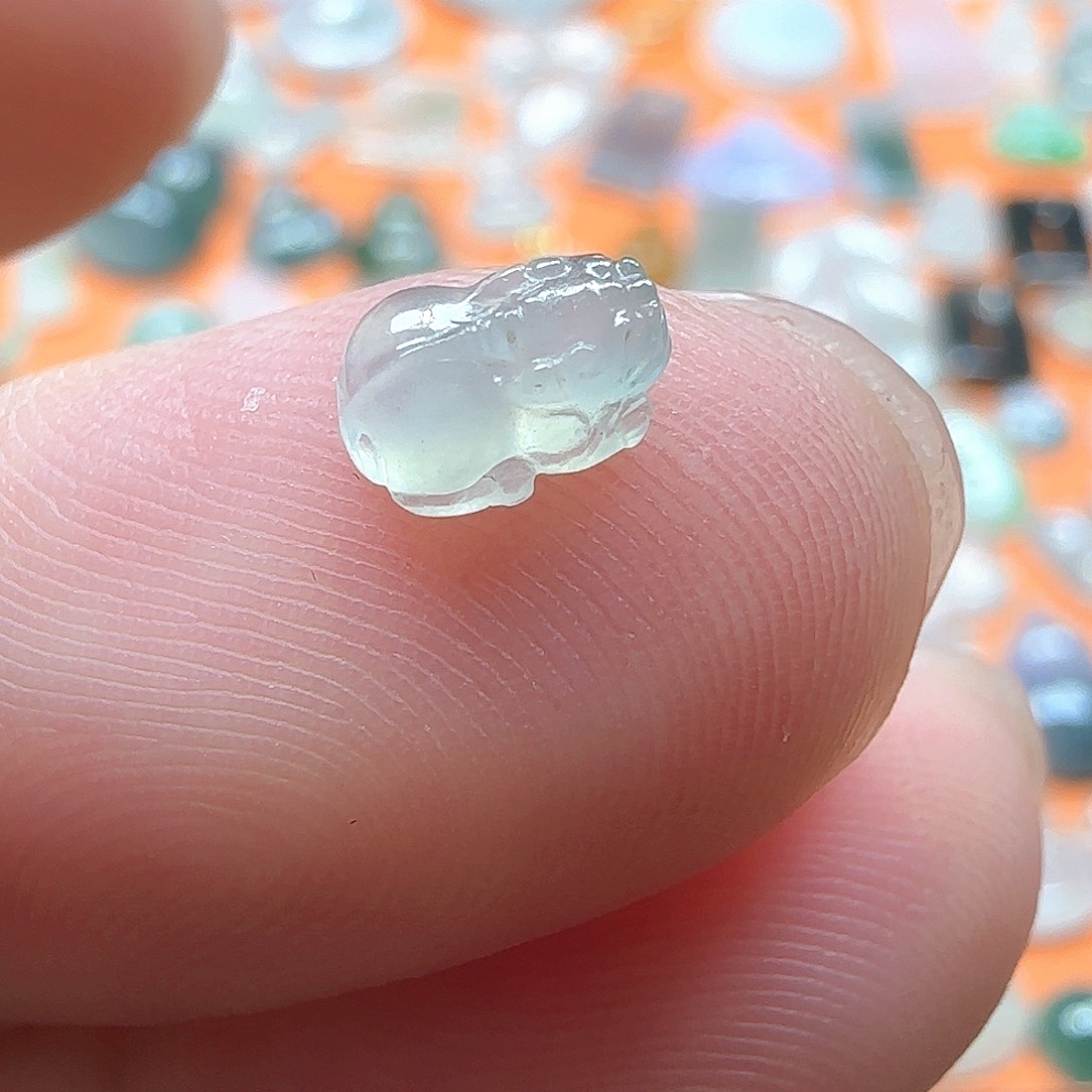 定制翡翠未镶嵌翡翠