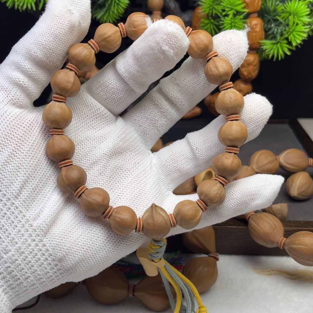 手串/手链橄榄核红****号1.2*1.2三花铁核