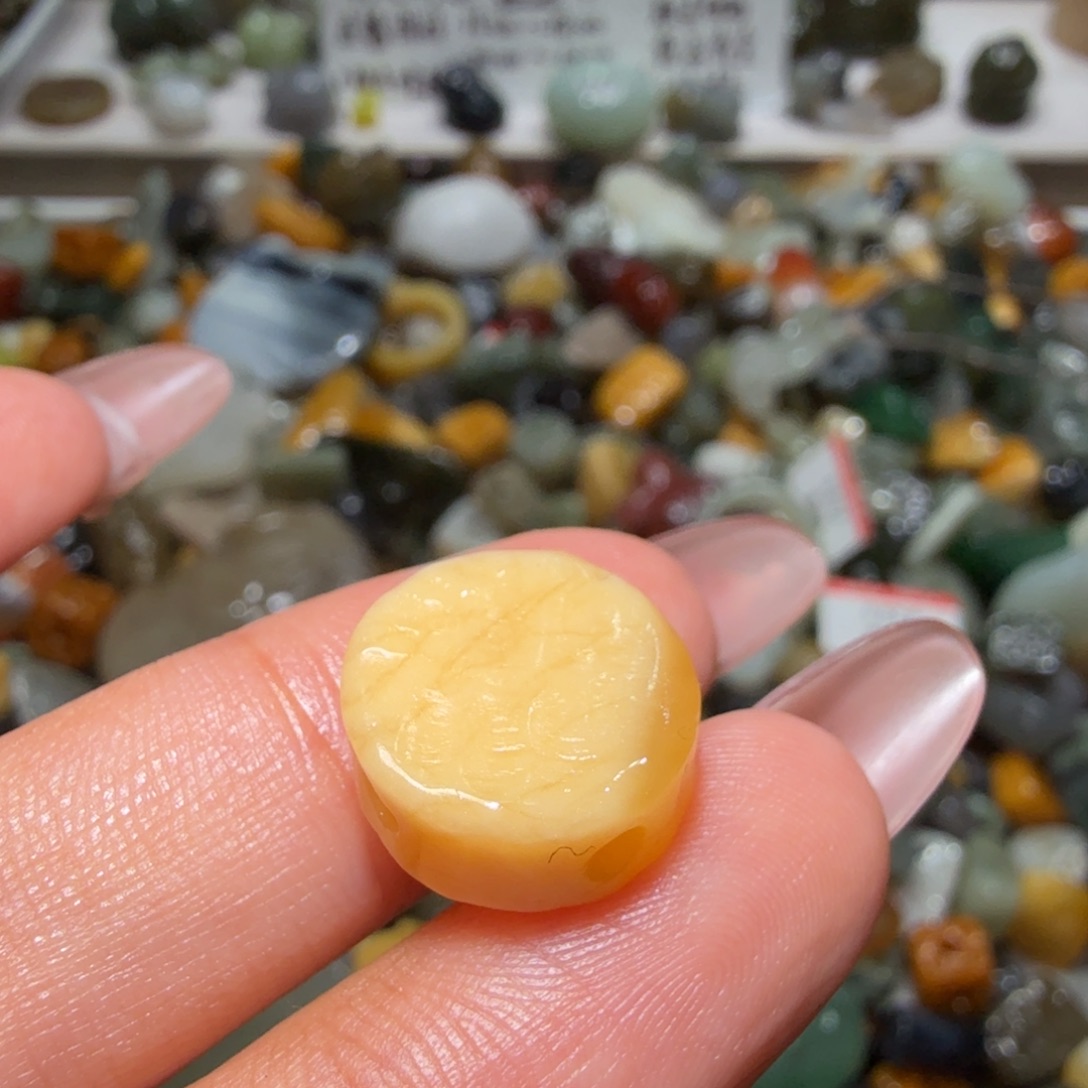 和田玉未镶嵌珠宝奇石