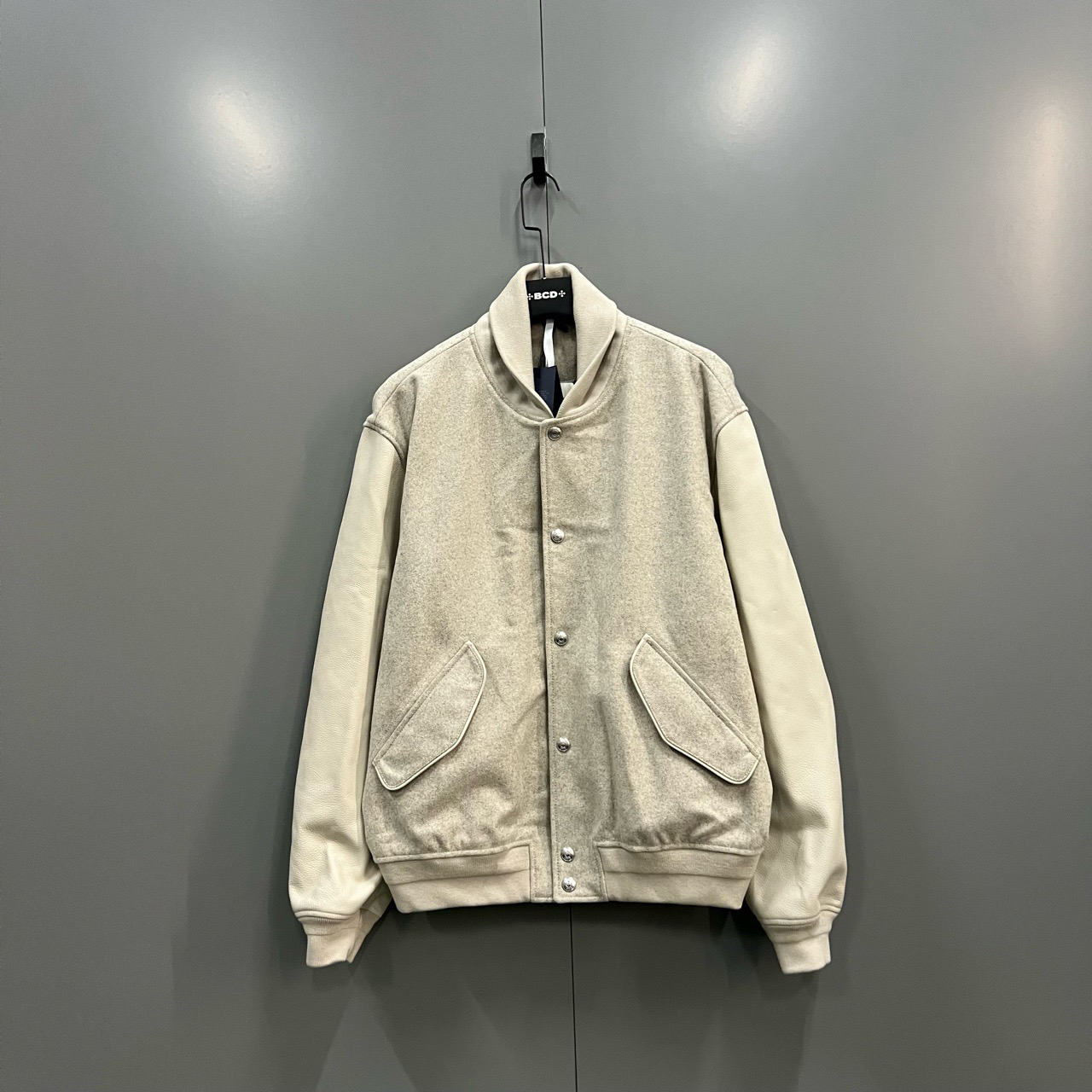 Dior 迪奥 拼接logo皮衣夹克 58码/35000/吊牌 bc002217