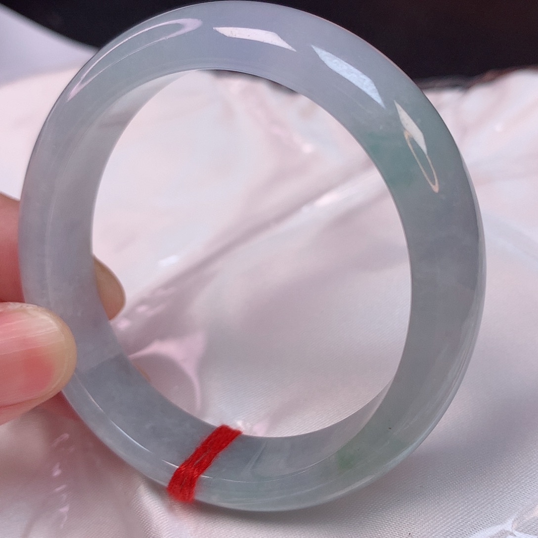 翡翠手镯（贵妃镯）未镶嵌星*韵54+