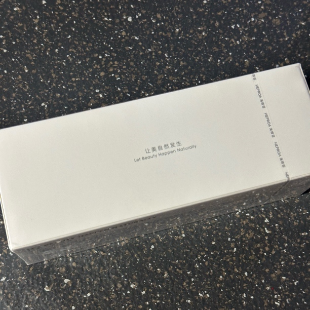 150ml 28/6 洁M慕斯 白色盒子礼物