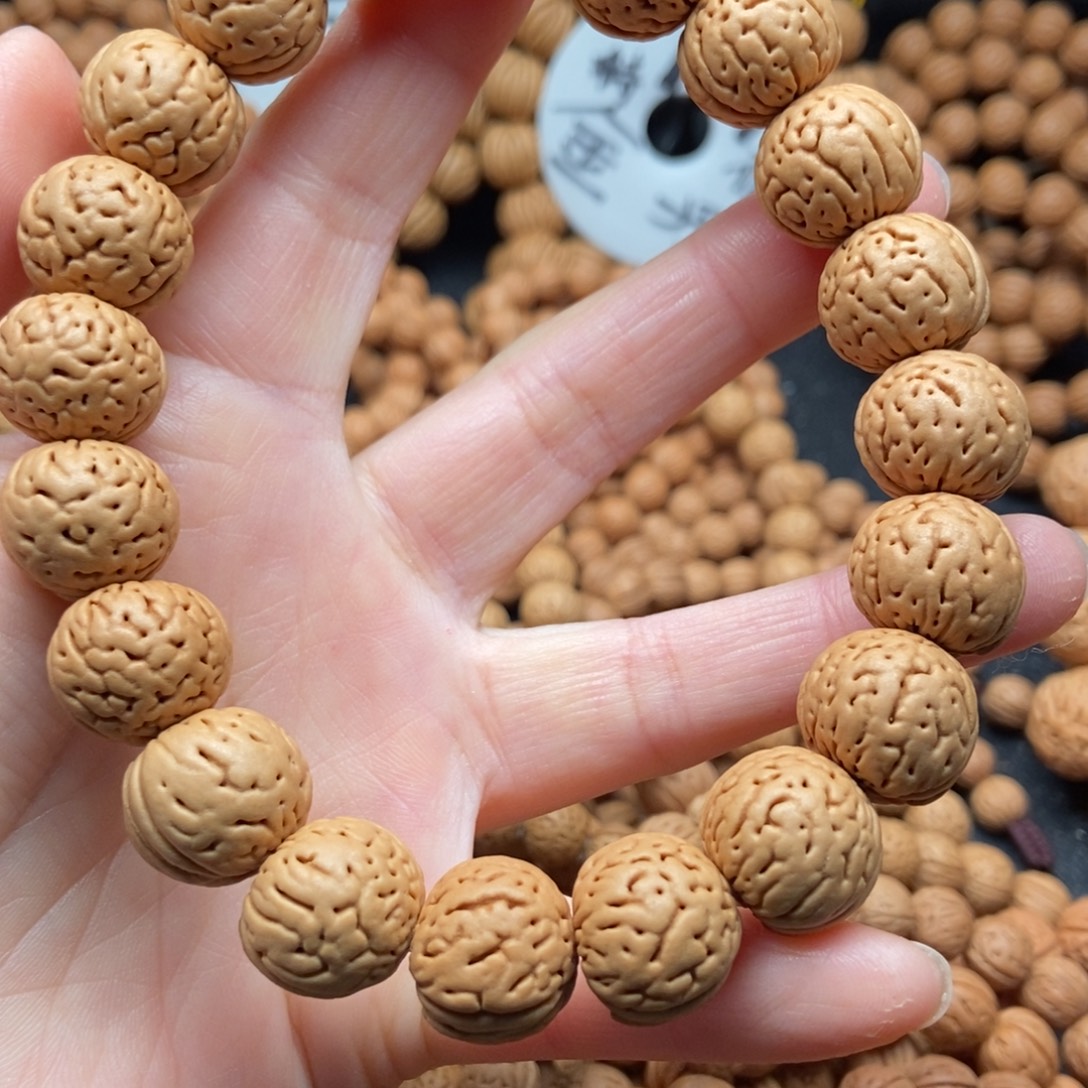 桃核手串金丹肌肉纹16尺