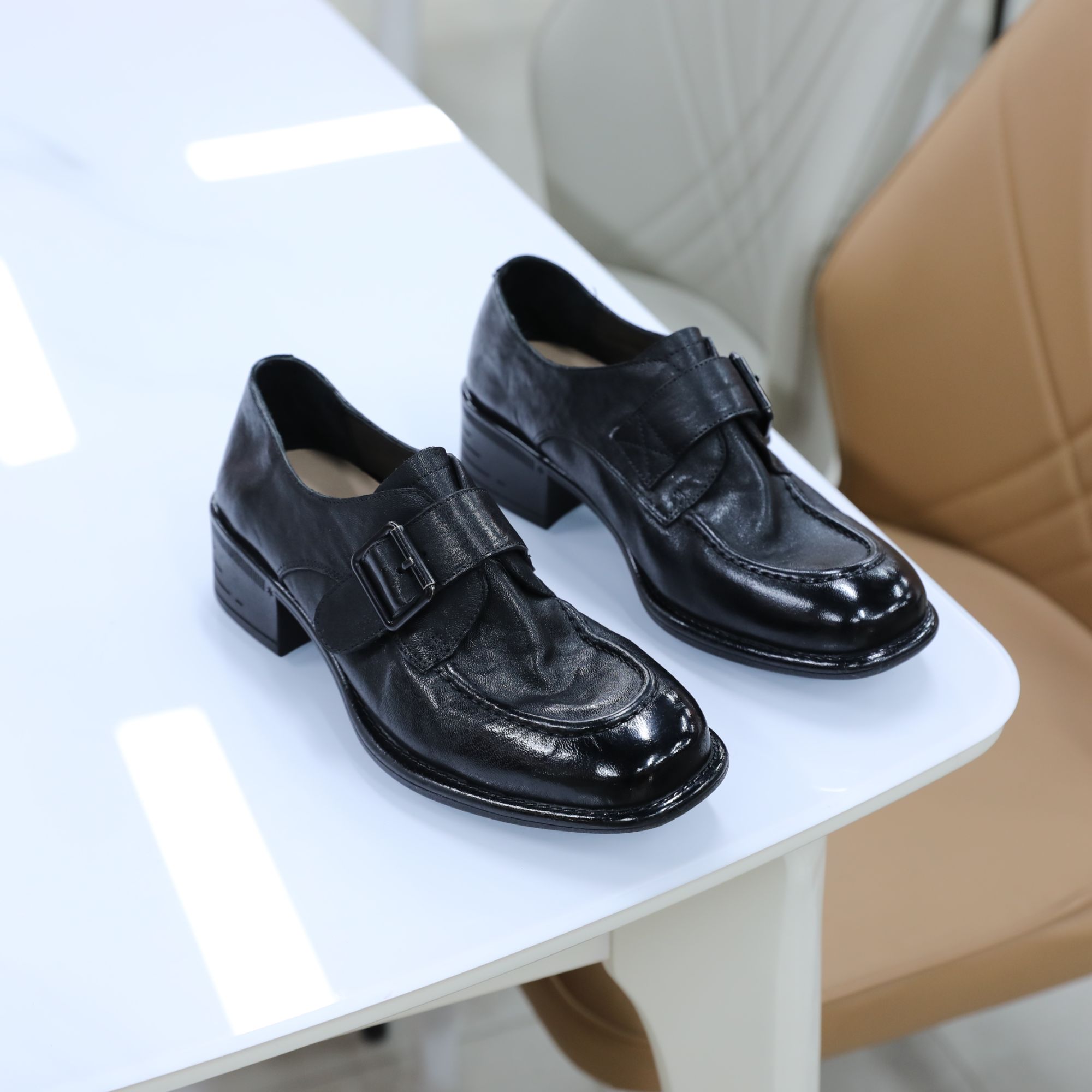 【扣号】时尚百搭复古布洛克雕花乐福鞋NO备注NO发货