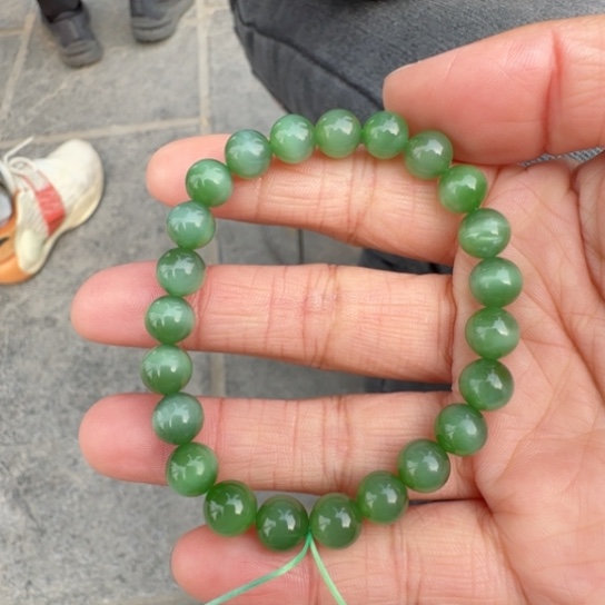 和田玉手链未镶嵌俄罗斯卡8钻光猫眼一线天