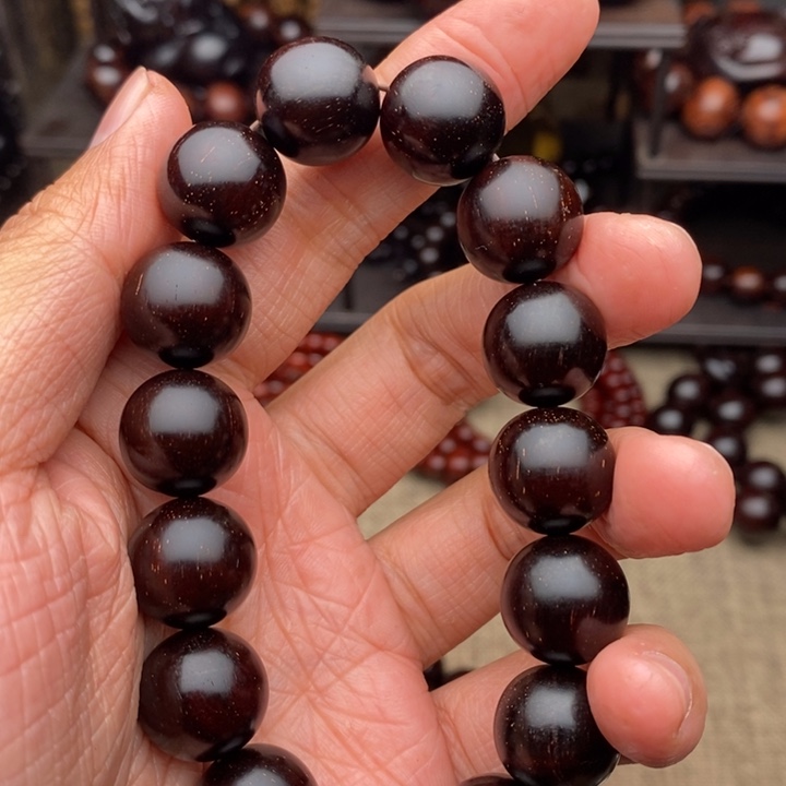 檀香紫檀（小叶紫檀）手串/手链1.5泥料多金星特价款