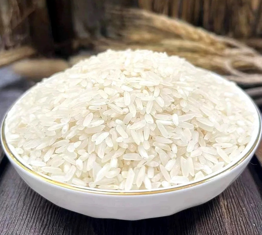 湘西高山梯田长粒大米