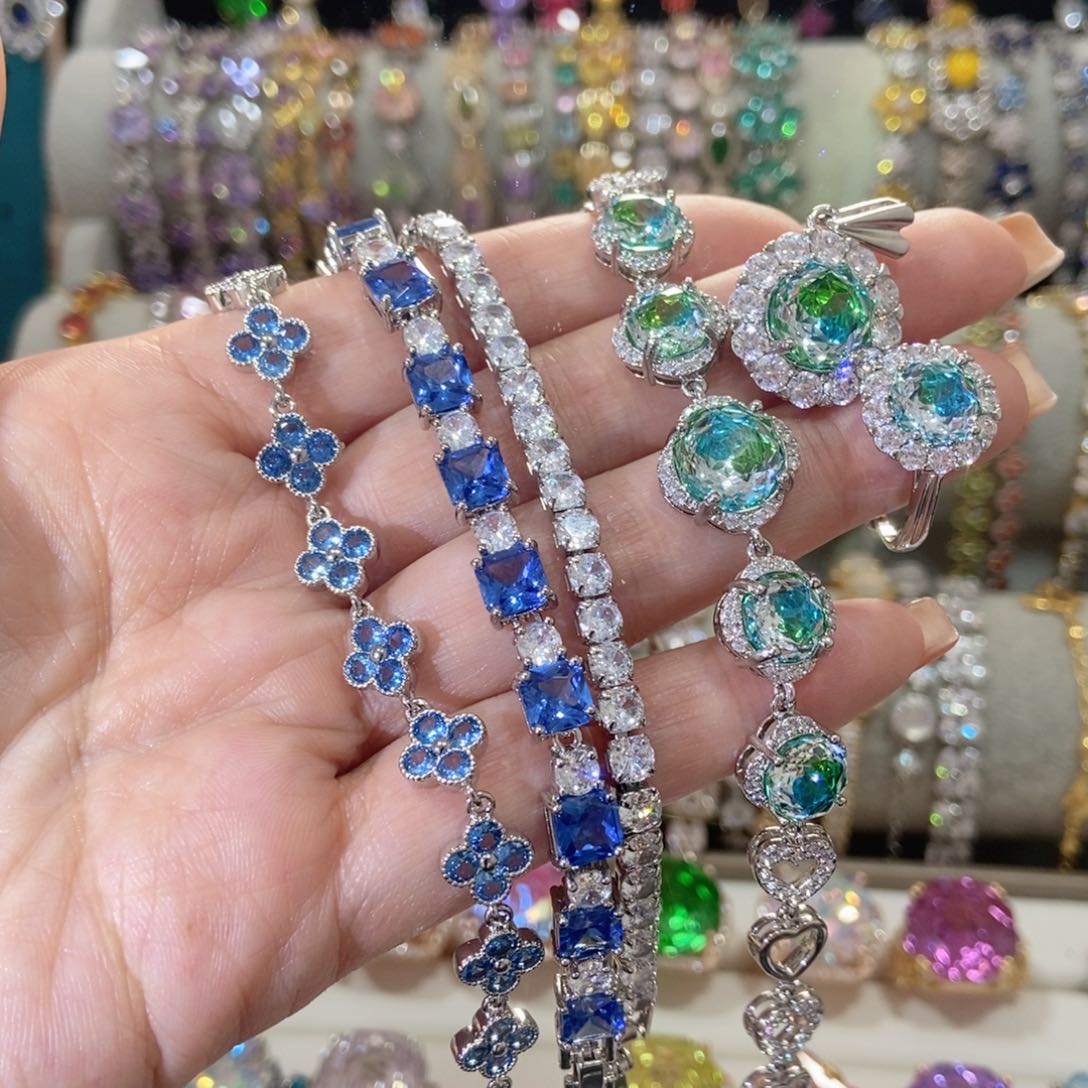 66锆石（处理）手链