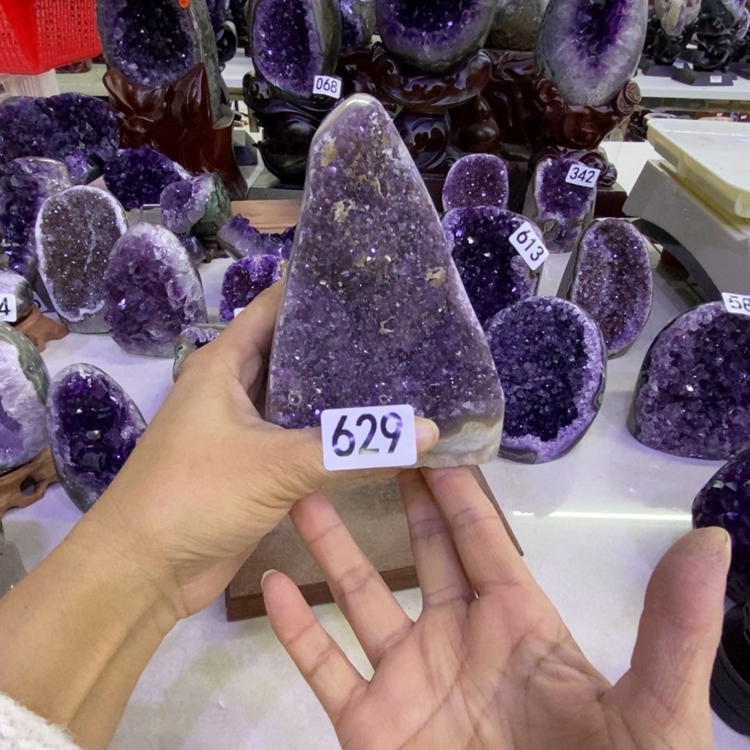 紫晶大型摆件（非配饰）未镶嵌