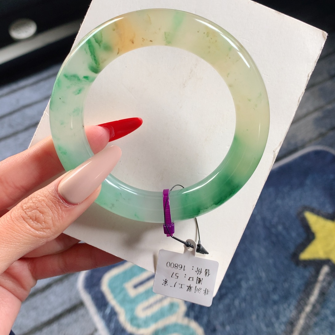 石英质玉未镶嵌手镯