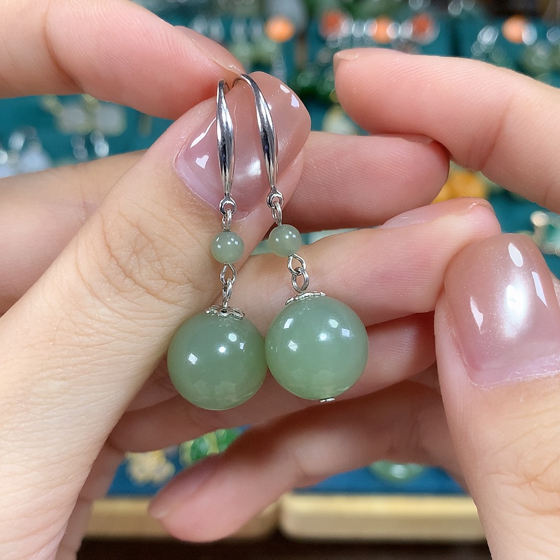 和田玉银S925镶嵌耳饰卡12左右