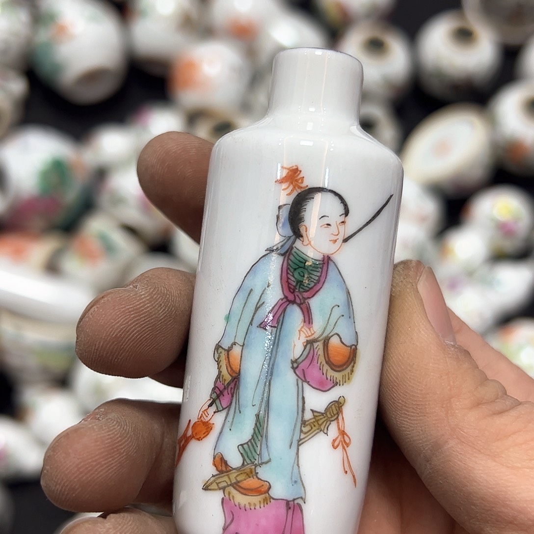 摆件瓷器摆件瓷器摆件