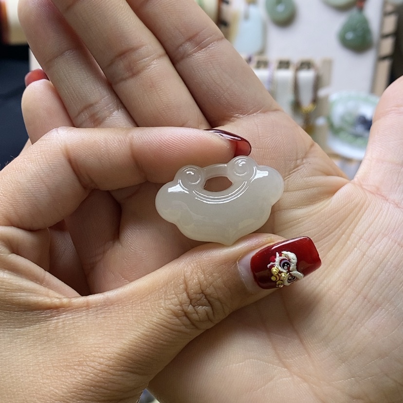 【闪购商品】和田玉颈饰未镶嵌?****?