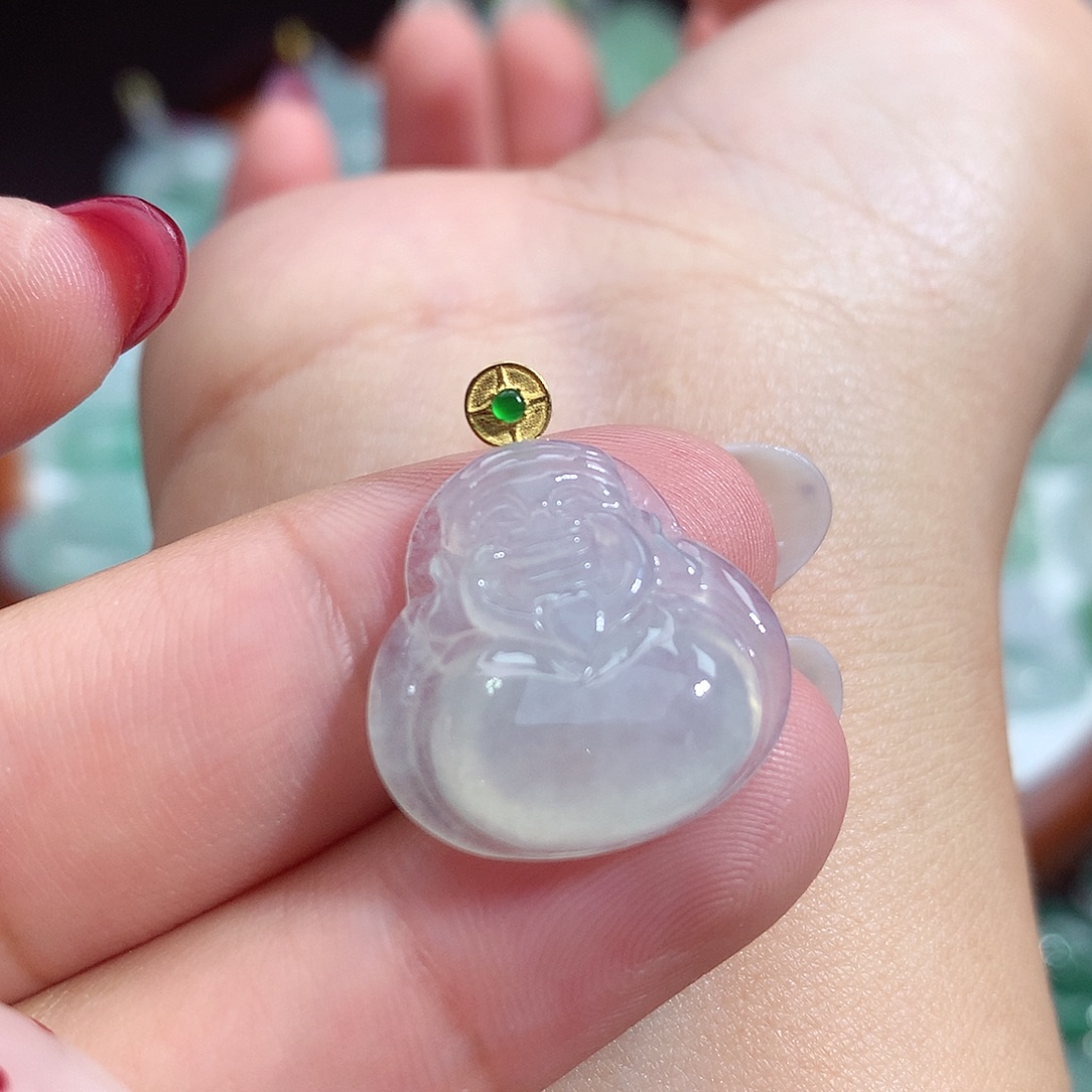 翡翠未镶嵌颈饰财神