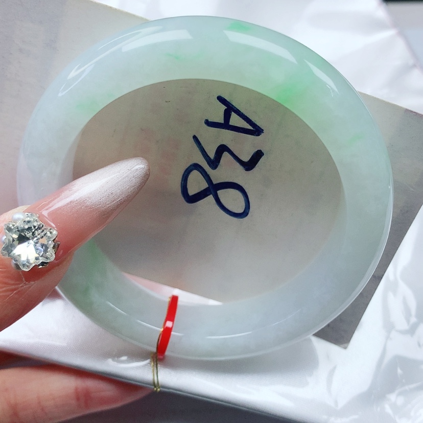 【闪购商品】翡翠手镯未镶嵌53.1圈