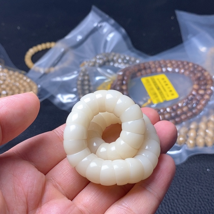 星月菩提吊坠菩提根大肠