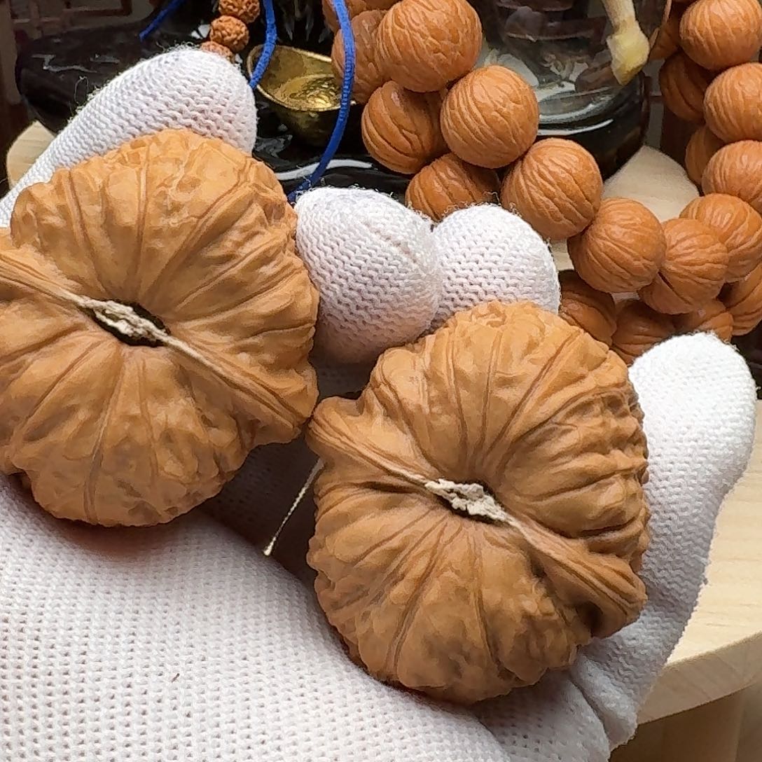 用***2把件文玩核桃南瓜