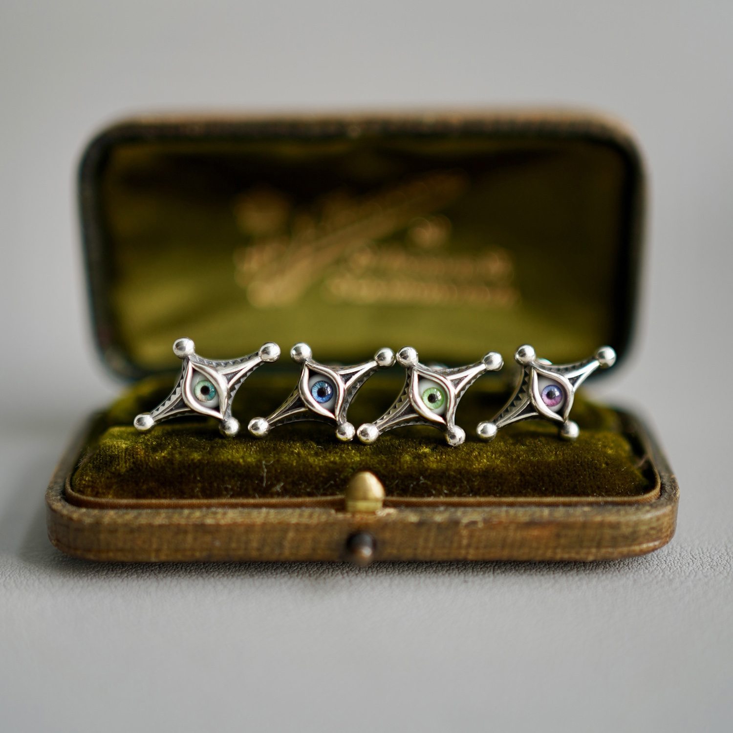 925银树脂耳饰 睡莲生生世世 原创设计925纯银小丑之眼睛菱形耳钉