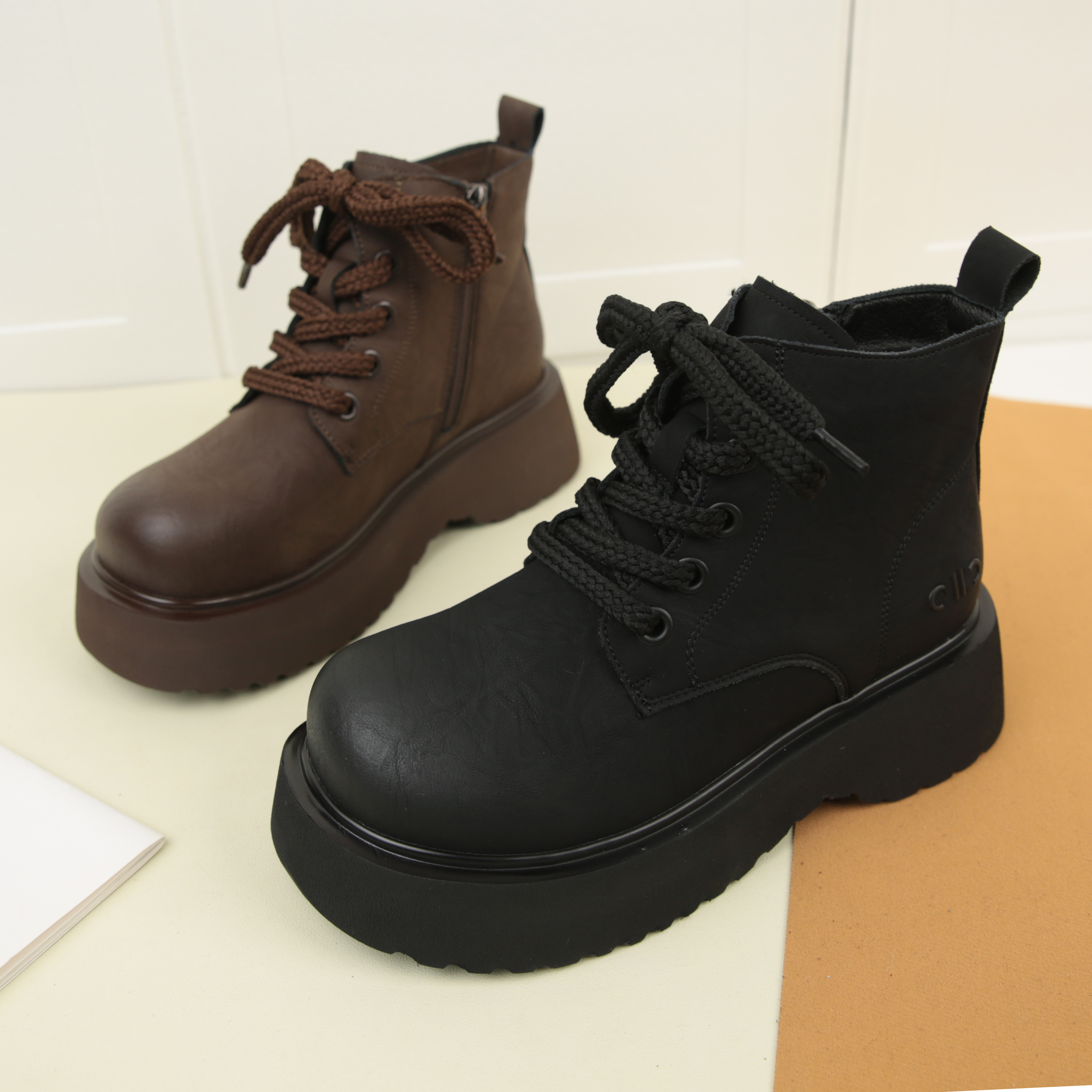 5027冬季新款系带真皮厚底增高短靴女轻便加绒保暖小个子马丁靴