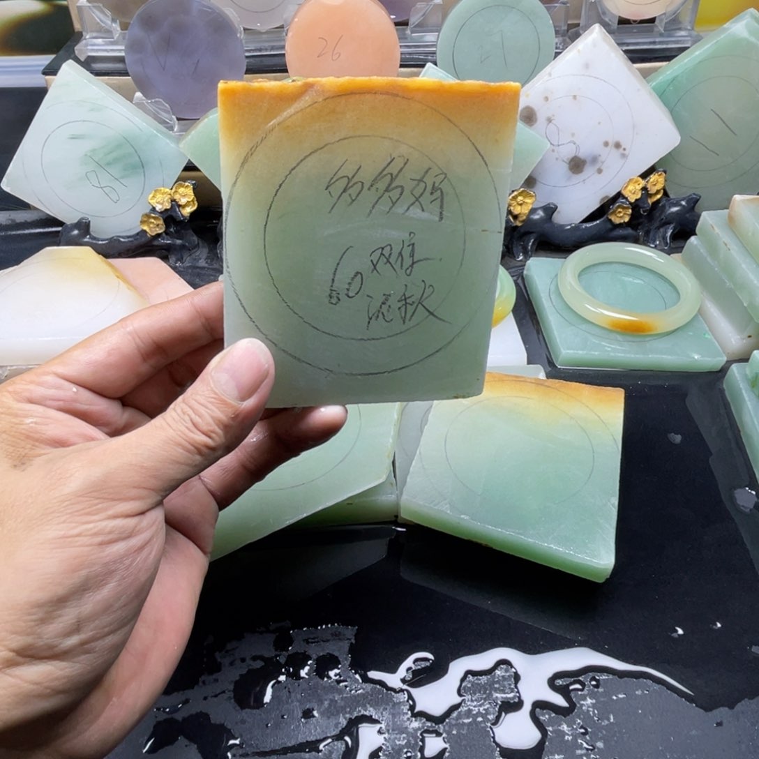 【闪购商品】定制石英质玉多****柔加工定制