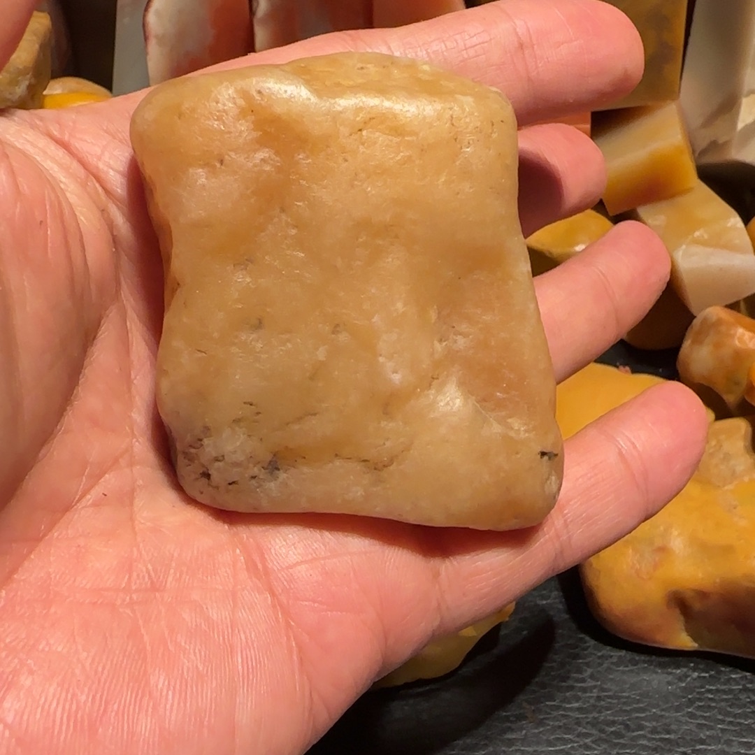 老挝石田黄原石，．．．．