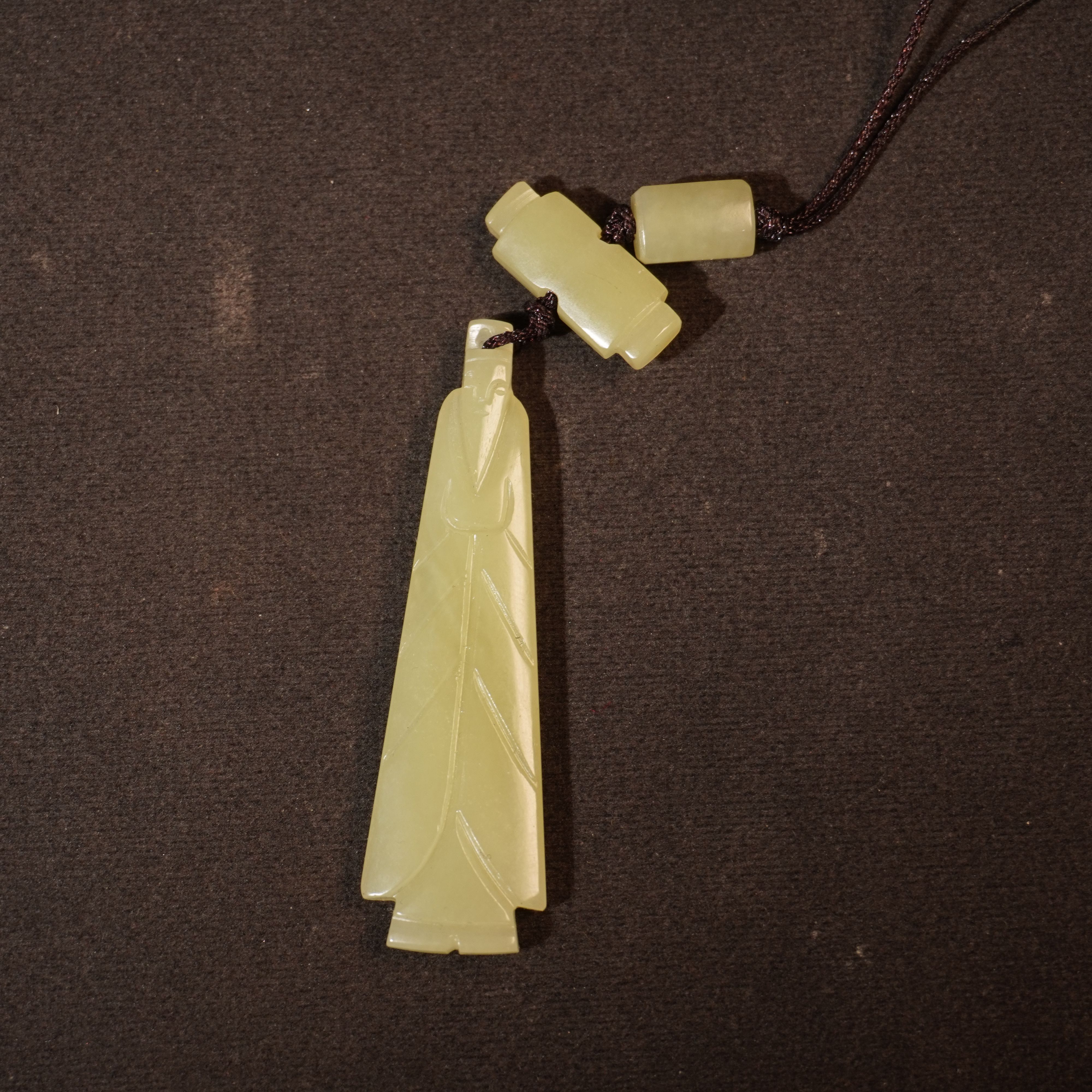 10NU54  清  和田玉翁仲挂坠