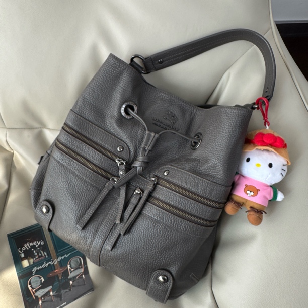 95新 BURBERRY/博柏利 灰色hobo拉链全皮荔枝纹托特单肩包