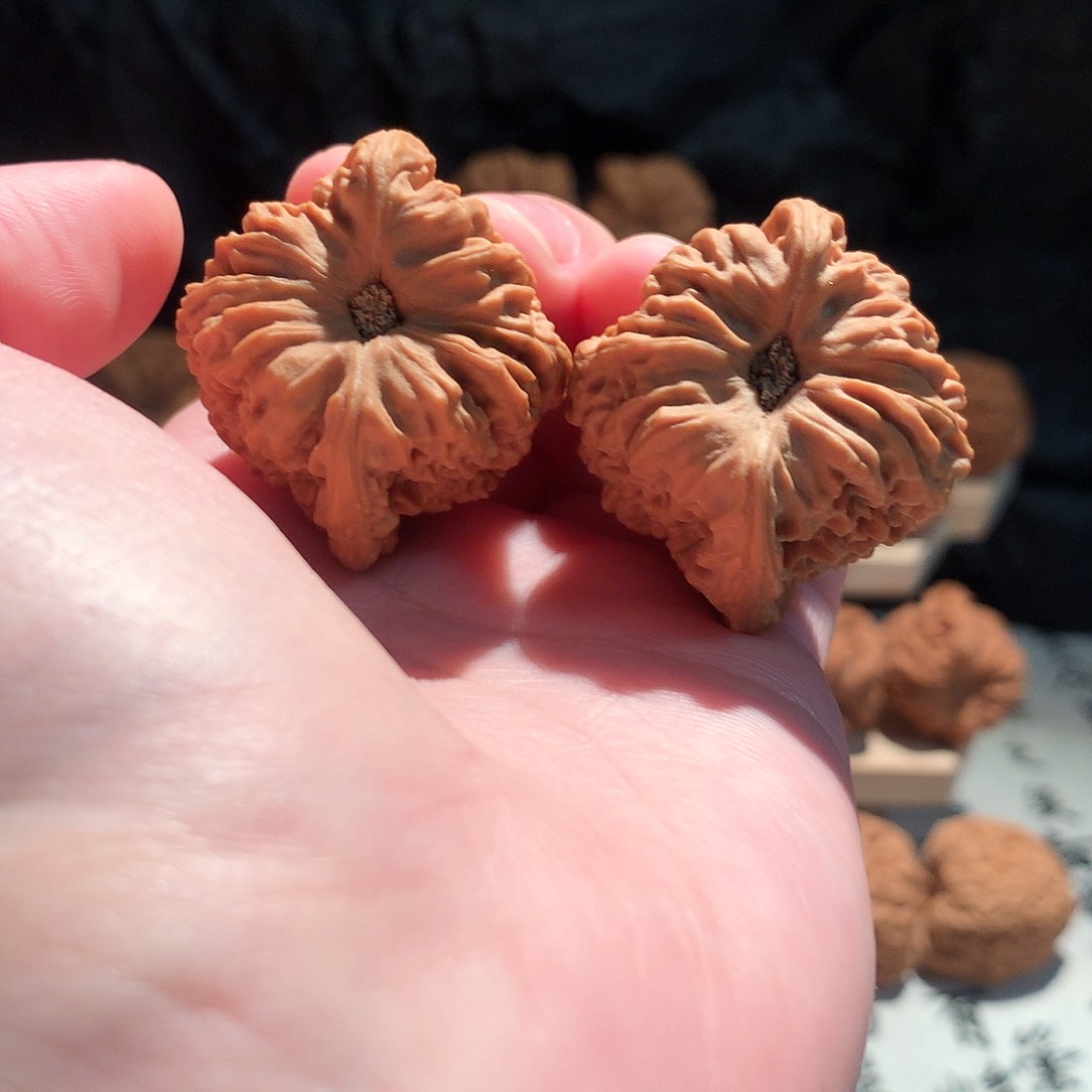 把件文玩核桃烟*?37南疆