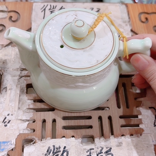 微瑕介意的勿拍，喜欢再下单，谢谢支持