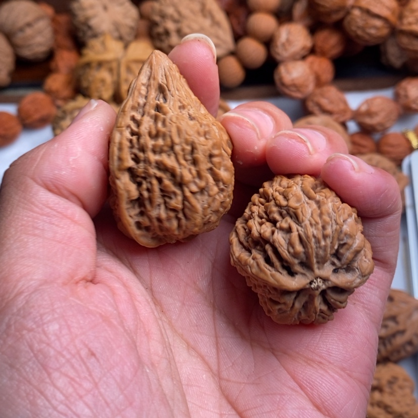 【闪购商品】文玩核桃吊坠＆****つ坐佛