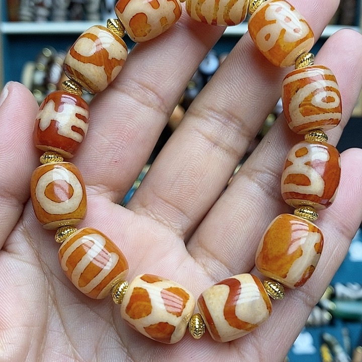 玛瑙/玉髓颈饰合金