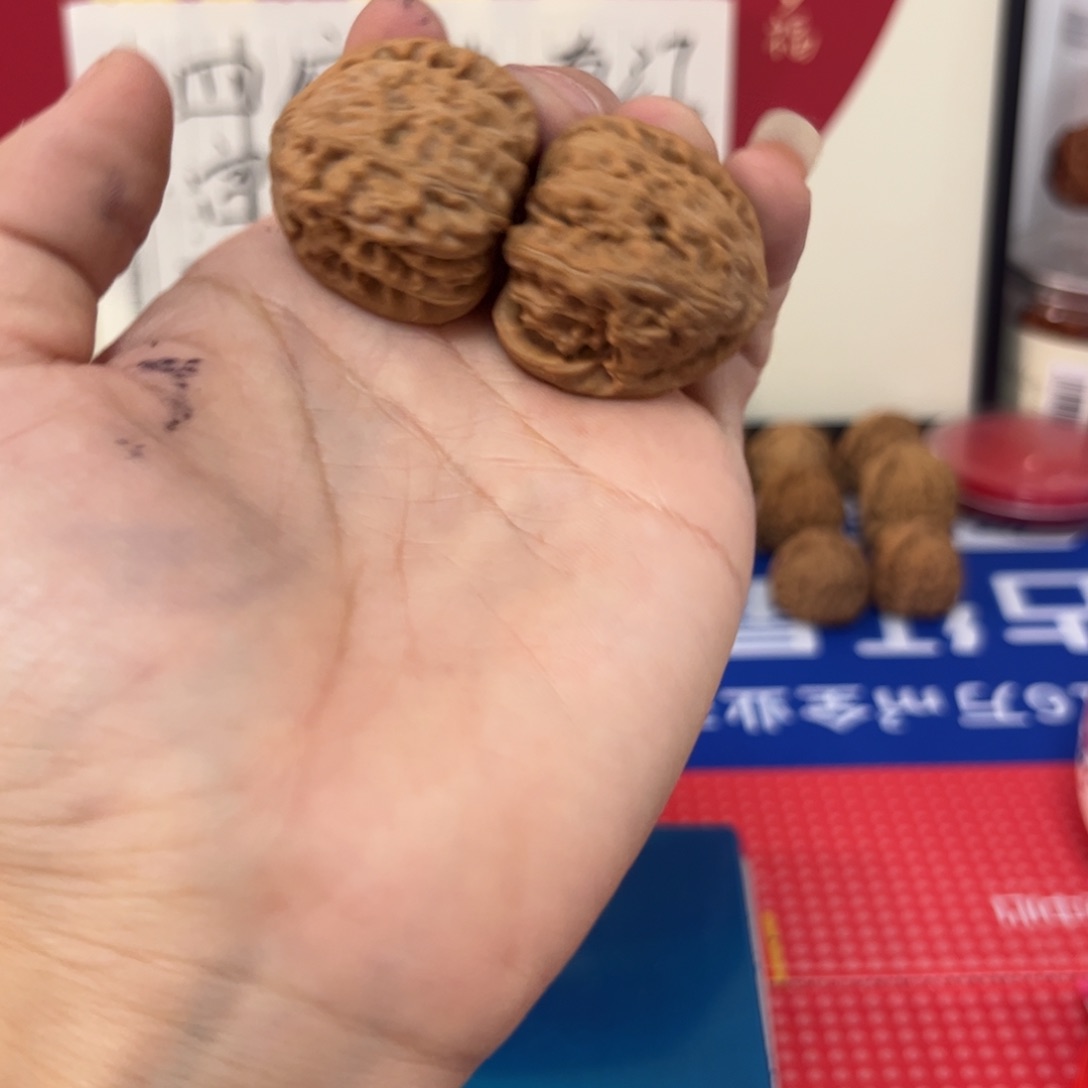 33精对小三角白狮子头