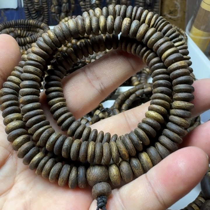 沉香手串张勺子手串29克