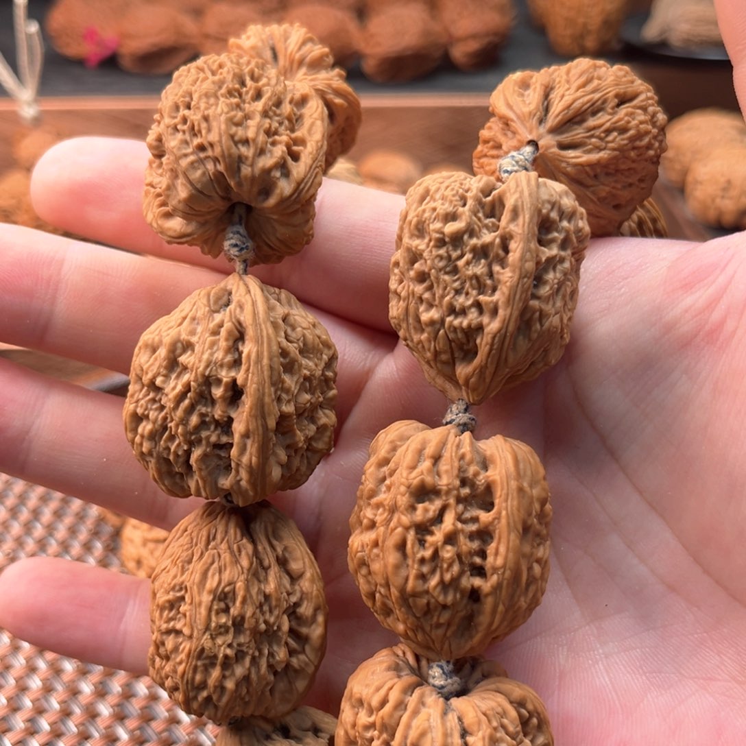 手串文玩核桃龙*