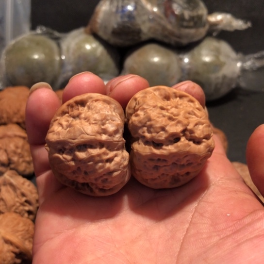 文玩核桃把件练手配对