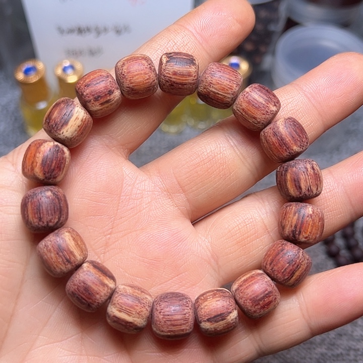 藤类降真香1.2老型白油精品一档黄金甲