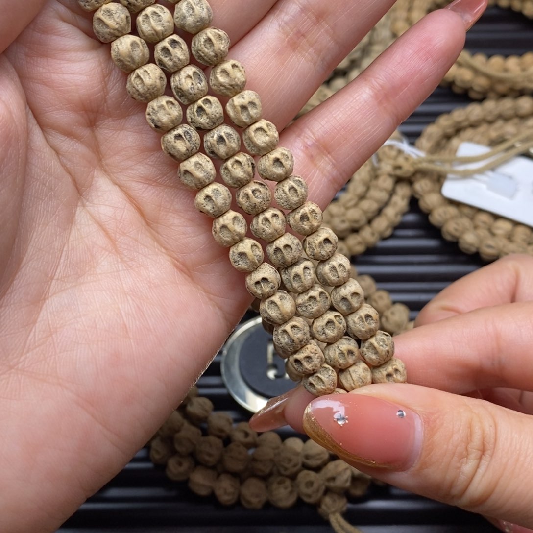 柏香籽/百香籽吊坠無**人