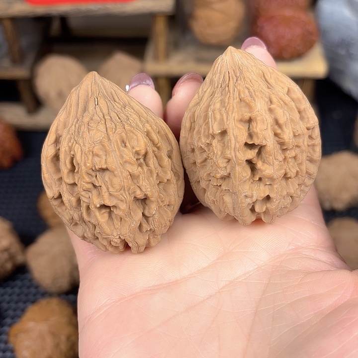 吊坠桃核大沽石全品