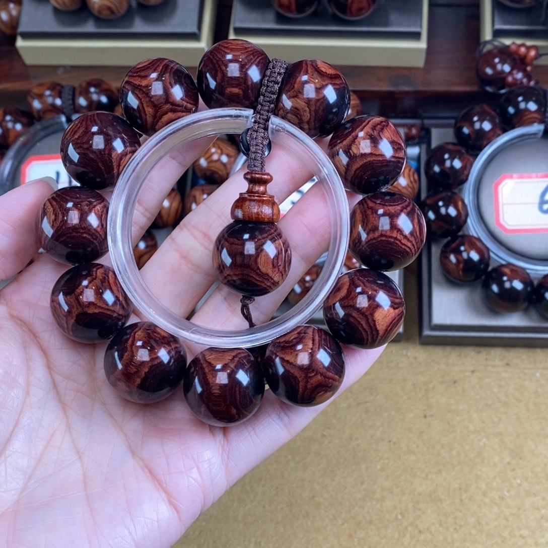 鹤***厂黄花梨/降香黄檀木质