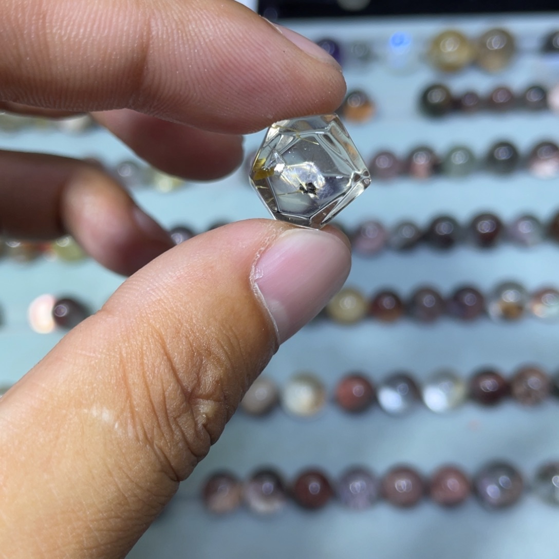 未镶嵌吊坠(不含链)水晶