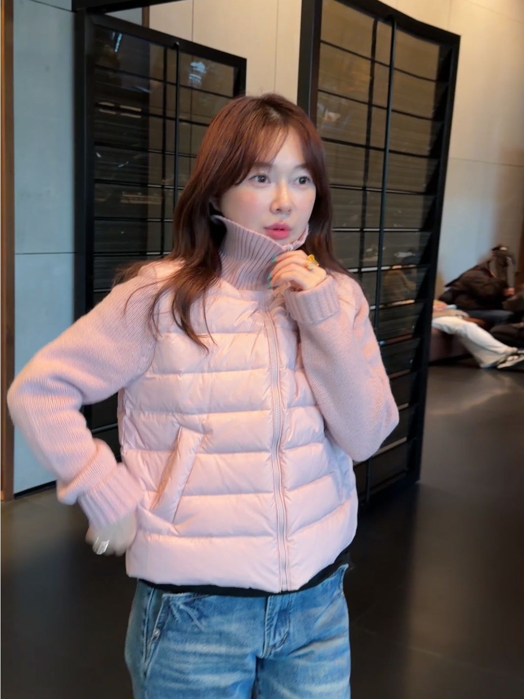 【BORAKOO】针织拼接袖立领轻薄款羽绒服