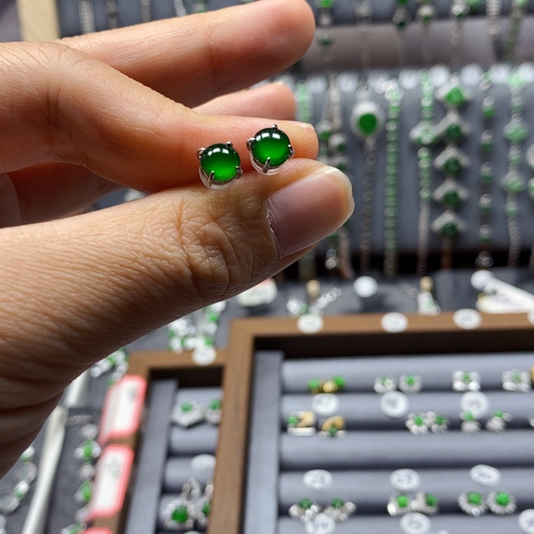 翡翠颈饰银S925镶嵌43号翡翠耳钉