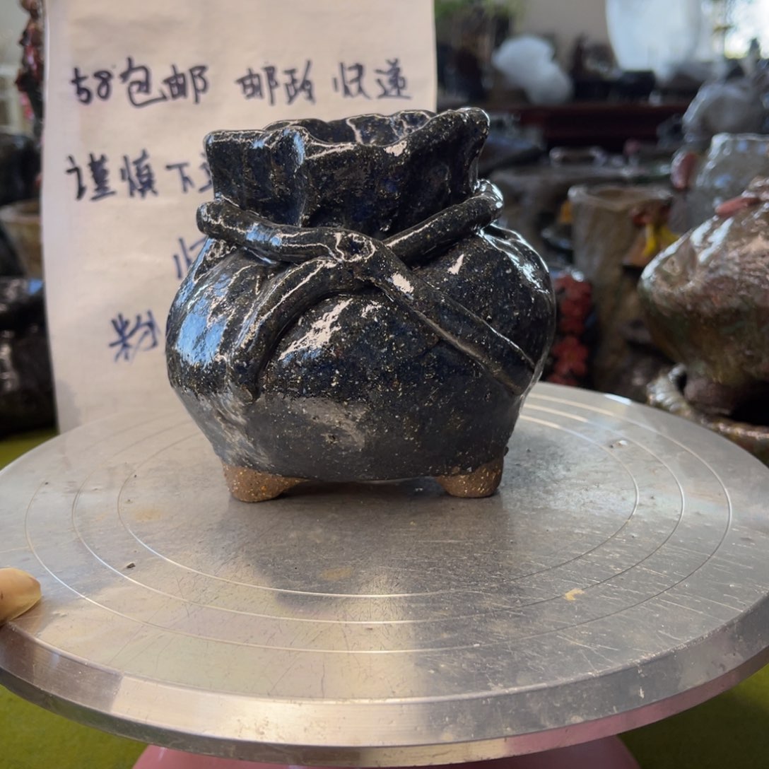 红陶粗砂陶瓷花盆