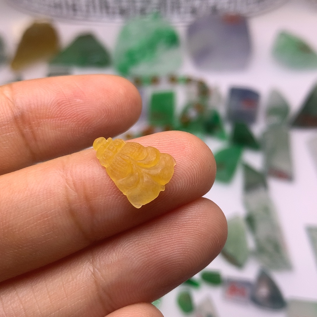 定制翡翠未镶嵌天然翡翠定制