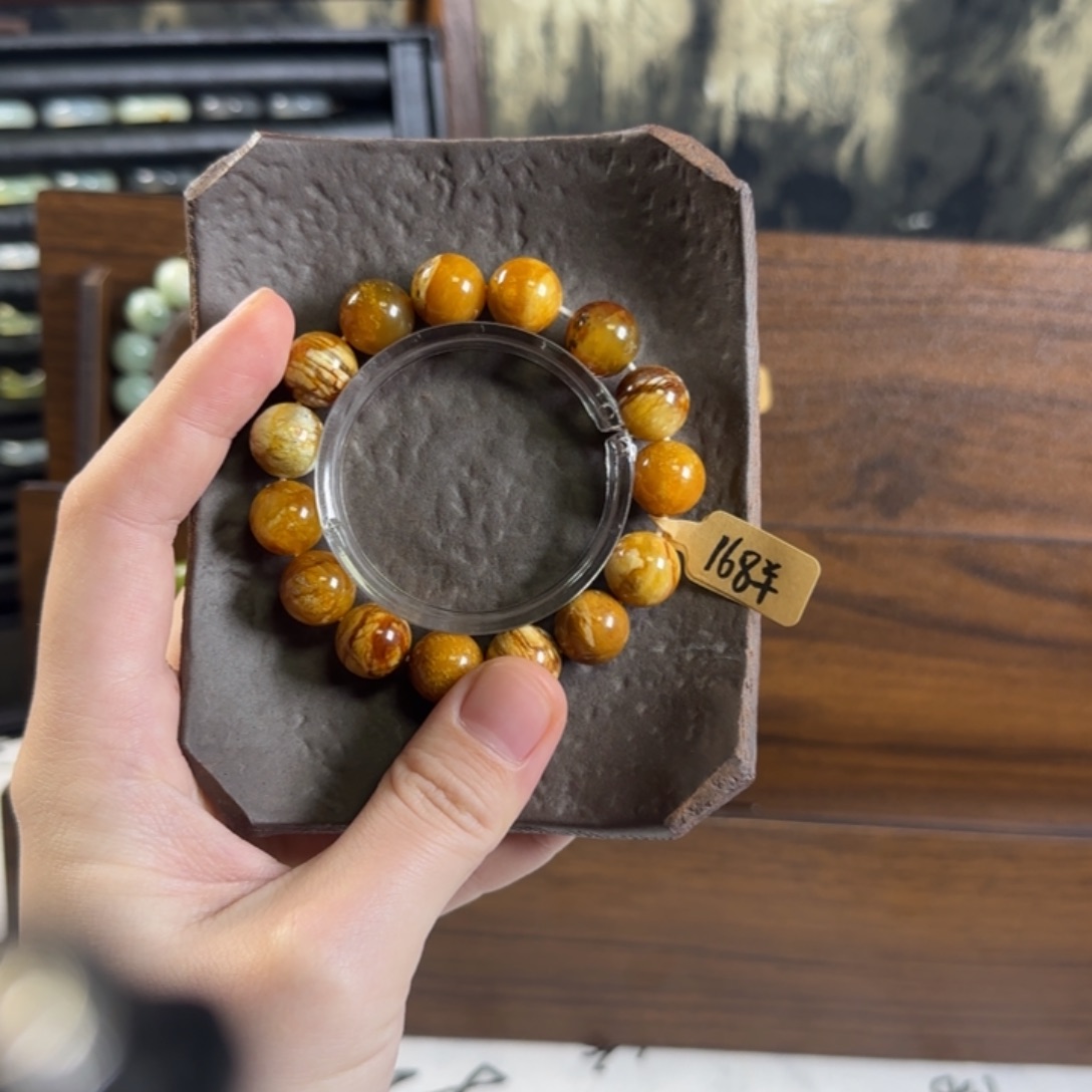 水***下蛇纹石玉合金颈饰