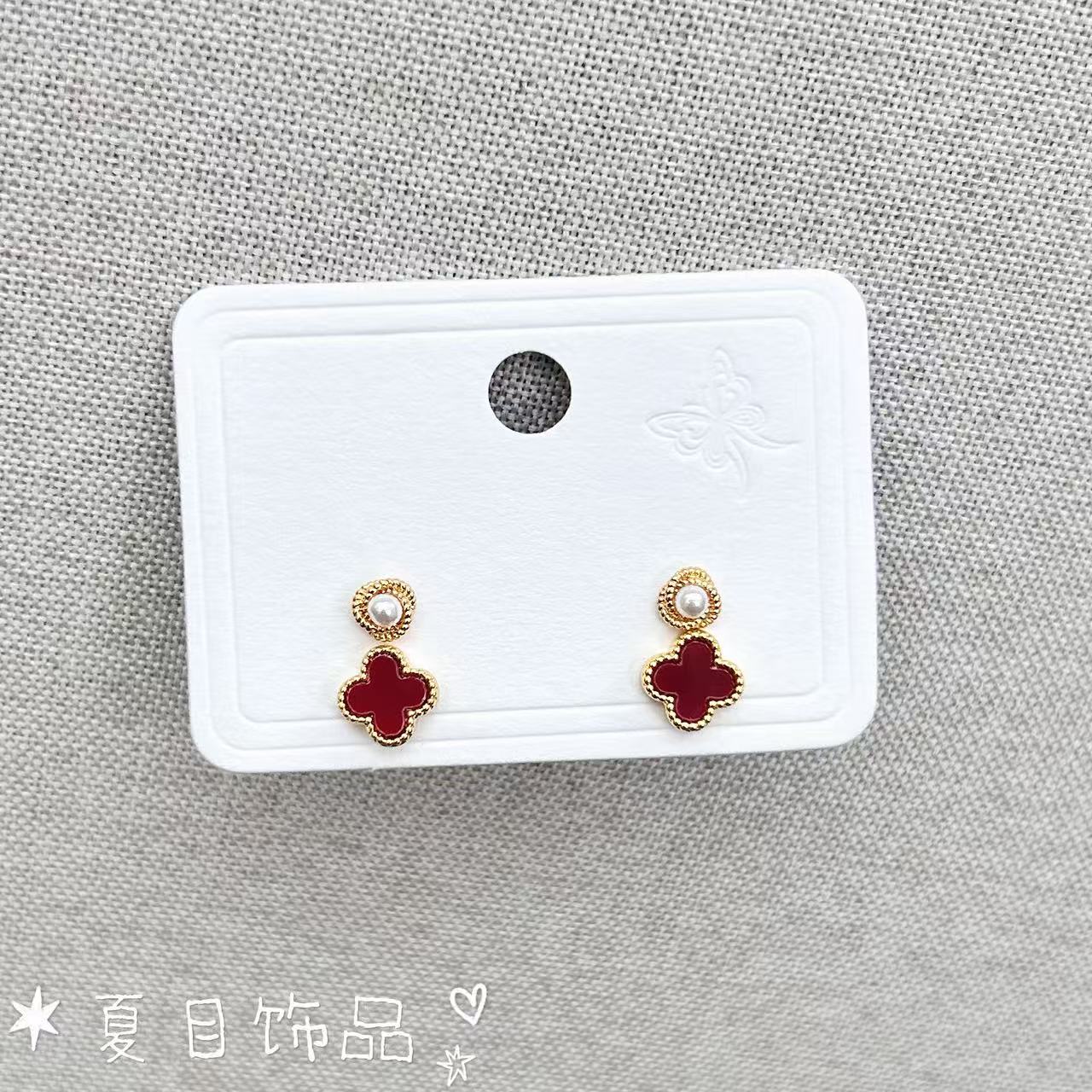 铜合金耳饰 红色幸运草珠珠耳钉四件套精致百搭小众设计感