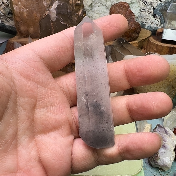 Z***…水晶珠宝半成品未镶嵌